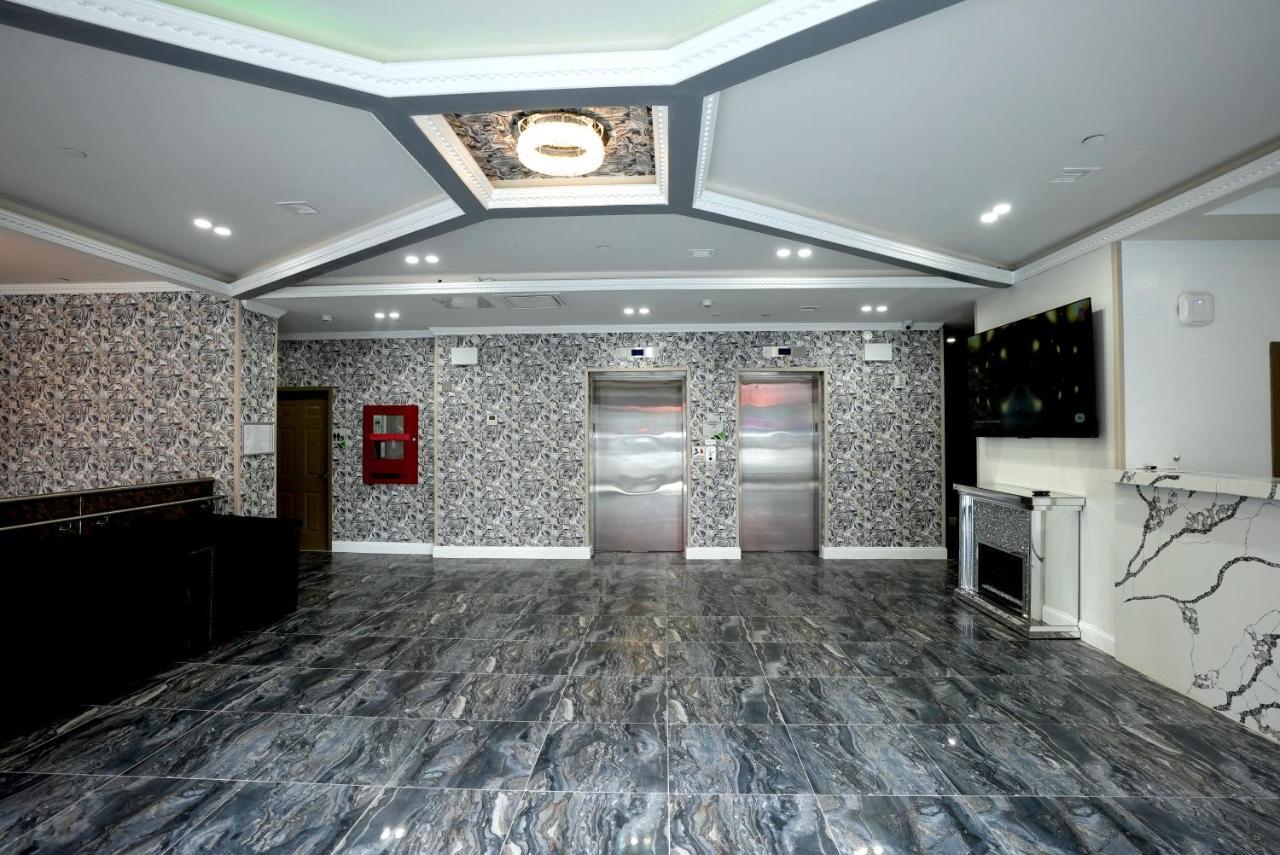 Hotel Liberty Inn & Suites-Jfk Airport- La Guardia Airport New York City Exterior photo