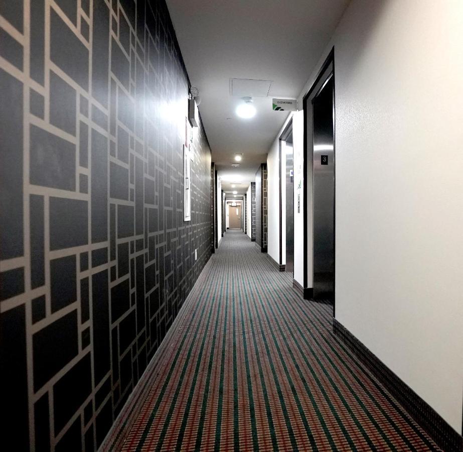 Hotel Liberty Inn & Suites-Jfk Airport- La Guardia Airport New York City Exterior photo