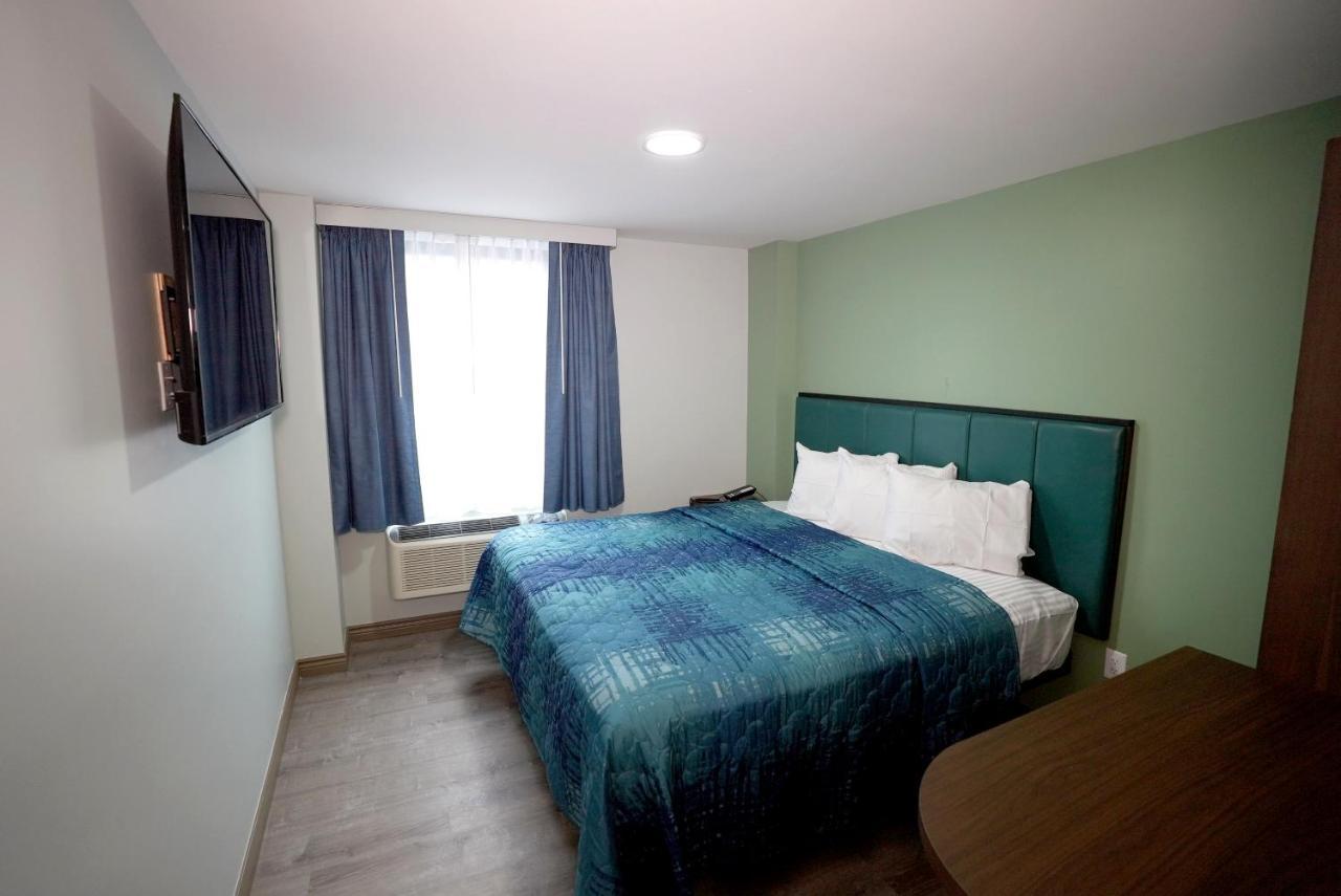 Hotel Liberty Inn & Suites-Jfk Airport- La Guardia Airport New York City Exterior photo